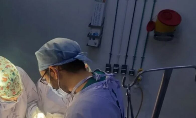 طفلة تستعيد تنفّسها الطبيعي في تونس… إنجاز طبي يبعث الأمل