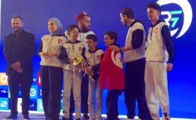 3 أطفال تونسيين يحصدون الذهب في أولمبياد الروبوتات بالأردن